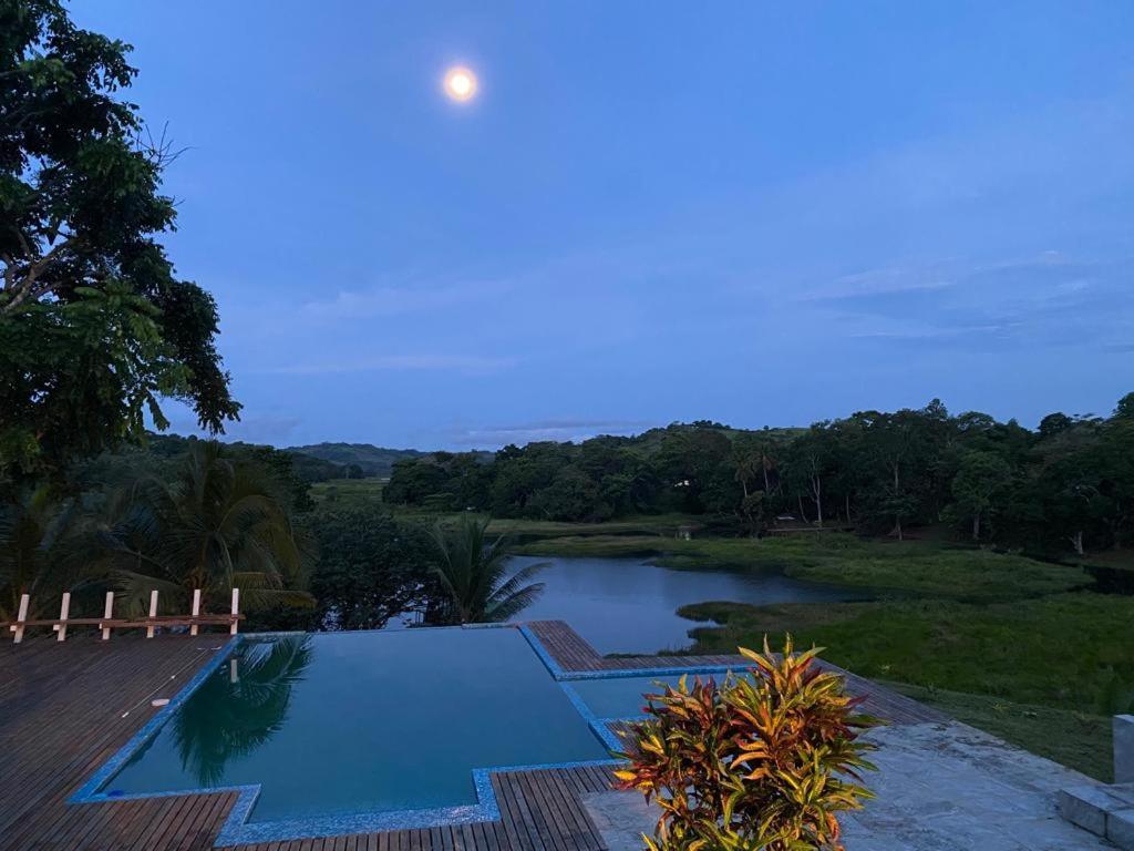 Gatun Lake Lodge Hotel Pueblo Nuevo  Εξωτερικό φωτογραφία